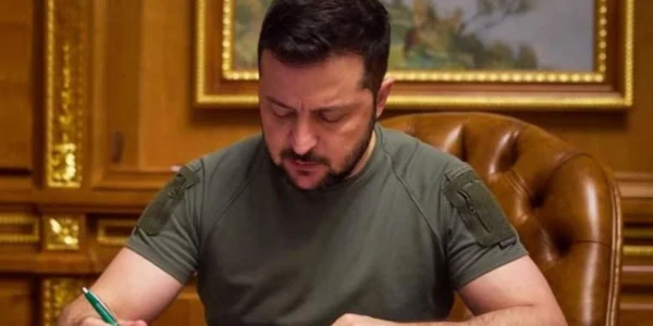 Зеленський підписав закон про загальнонаціональну хвилину мовчання