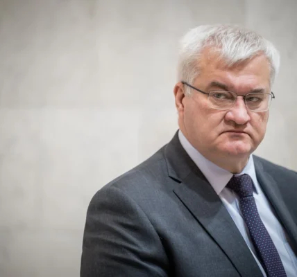 Україна вимагає негайного повернення 19 українців, яких росіяни викрали на Сумщині і показали на пропагандистському каналі - МЗС