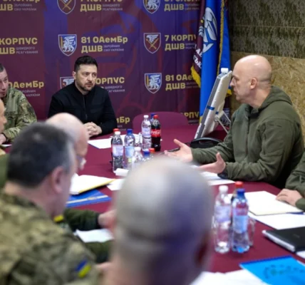 Зеленський провів безпекову нараду на Донеччині: визначено завдання щодо ремонту доріг на евакуаційних маршрутах