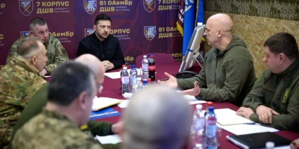 Зеленський провів безпекову нараду на Донеччині: визначено завдання щодо ремонту доріг на евакуаційних маршрутах