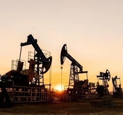 Кувейт скорочує видобуток нафти на тлі напруженості в Ірані