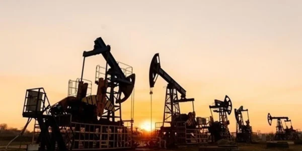 Кувейт скорочує видобуток нафти на тлі напруженості в Ірані