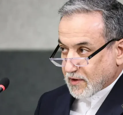 Іран отримує військову допомогу від росії та Китаю для боротьби з США - голова МЗС Арагчі