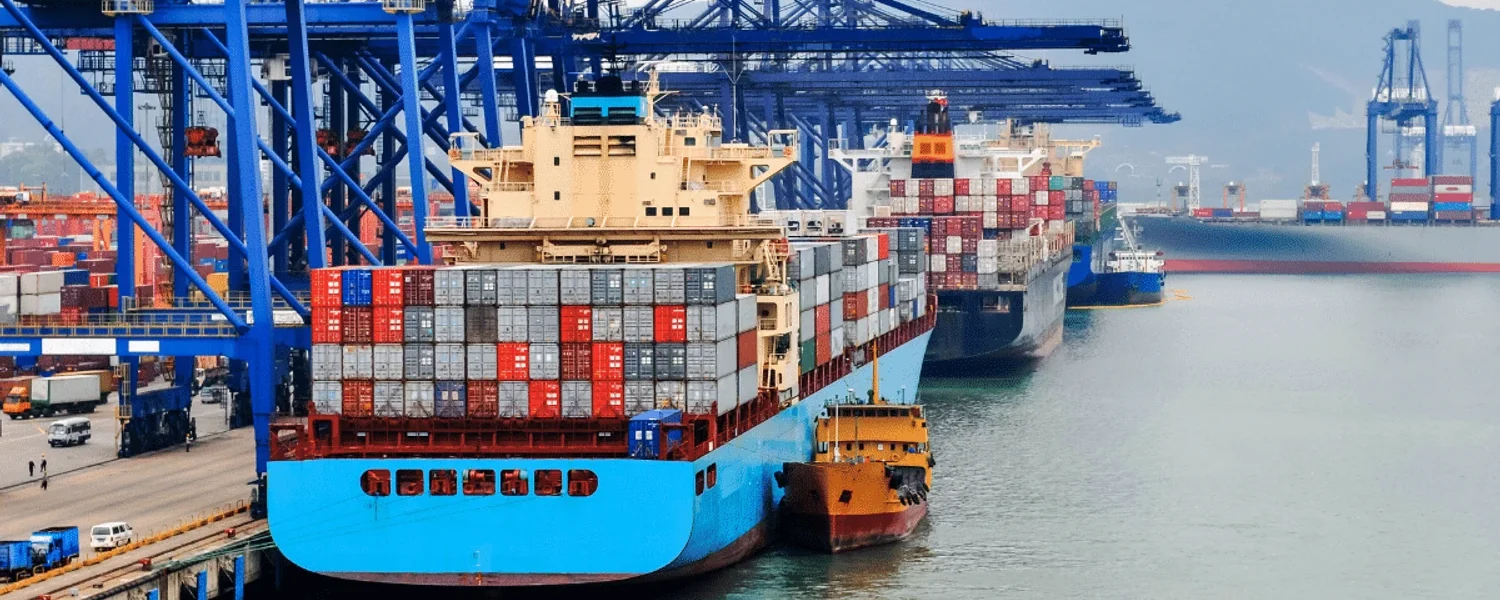 Саудівська Аравія переспрямовує експорт нафти через загрозу в Ормузькій протоці - Bloomberg