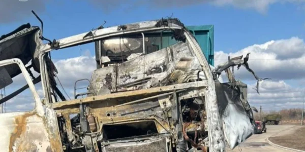 росіяни атакували вантажівку на виїзді для завантаження зерна на Сумщині, водій загинув