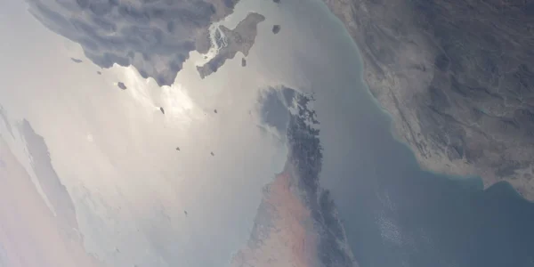 Союзники Трампа і Китай ухильно відповіли на вимогу щодо Ормузької протоки, але США працюють за лаштунками - ЗМІ