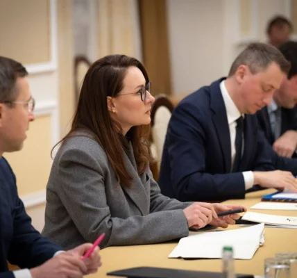 Ринок пального в Україні стабільний, ажіотаж спадає - Свириденко зустрілась із представниками найбільших мереж АЗС