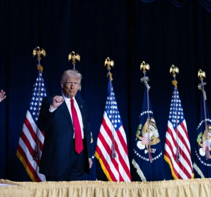 Рішення Трампа відкласти дедлайн для Ірану частково спрямоване на заспокоєння ринків - Bloomberg