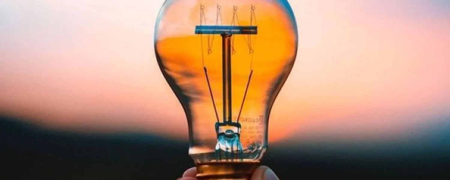 В Україні завтра графіки відключень будуть діяти вранці та увечері