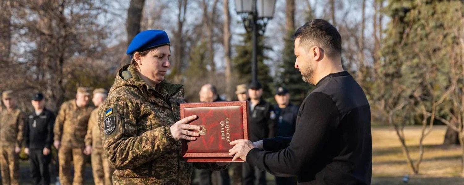 Звання Героя України вперше присвоїли жінці-військовій Нацгвардії Олександрі Давиденко