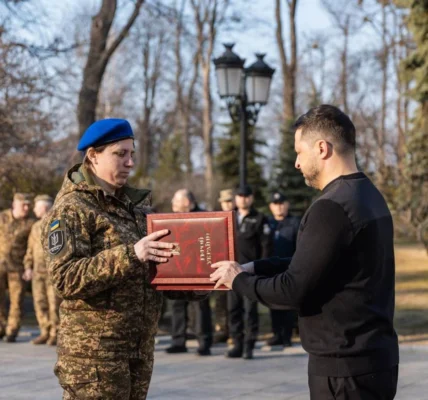 Звання Героя України вперше присвоїли жінці-військовій Нацгвардії Олександрі Давиденко