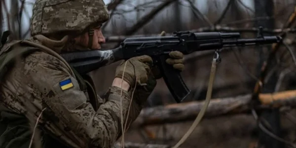 На фронті зафіксували 133 бойові зіткнення, ворог запустив понад 6,1 тис. дронів-камікадзе - Генштаб