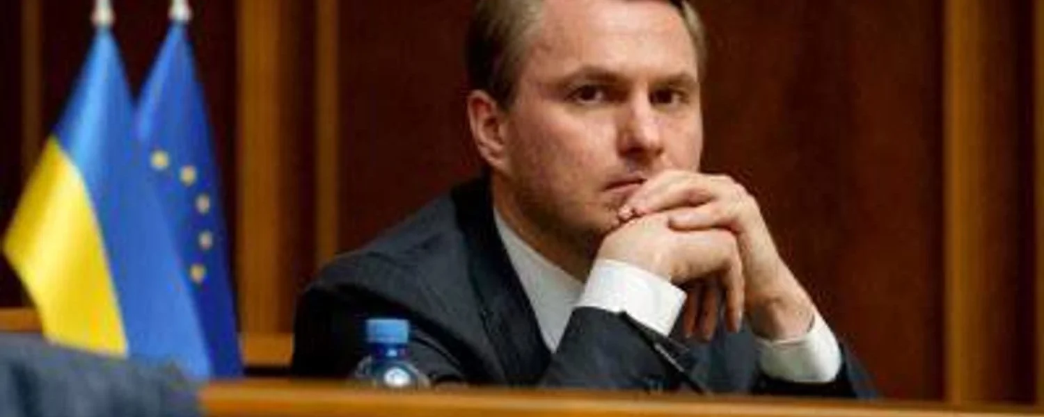 Викрито схему незаконного виїзду за кордон під виглядом музикантів, у колишнього керівництва Мінкультури провели обшуки - Генпрокурор