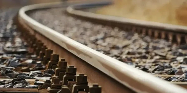 рф атакувала залізницю з вокзалом у Слов