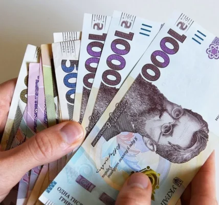 Хто з пенсіонерів отримає підвищення з 1 квітня і чому не всі це відчують