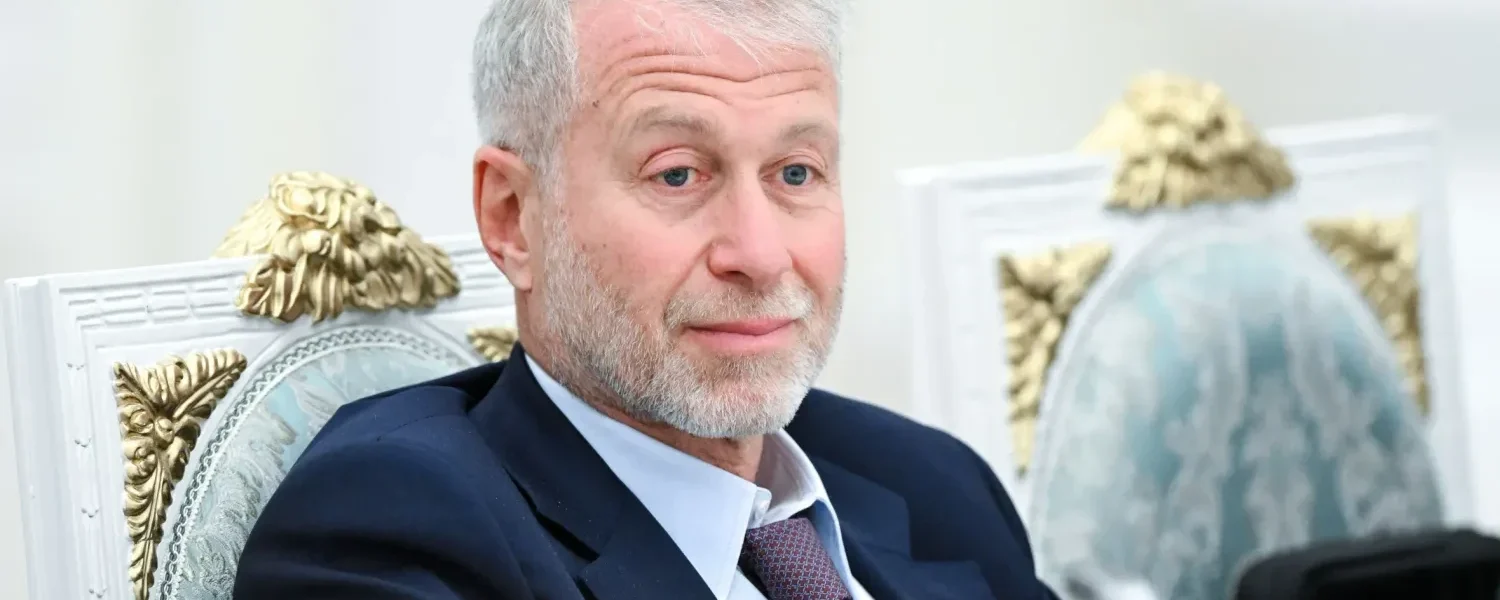 Абрамович хоче витратити 2,35 млрд фунтів від продажу Челсі не лише на Україну - ЗМІ