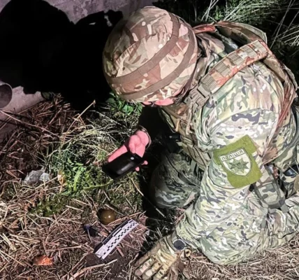 У Рівному чоловік погрожував підірвати гранати при перевірці - його затримали