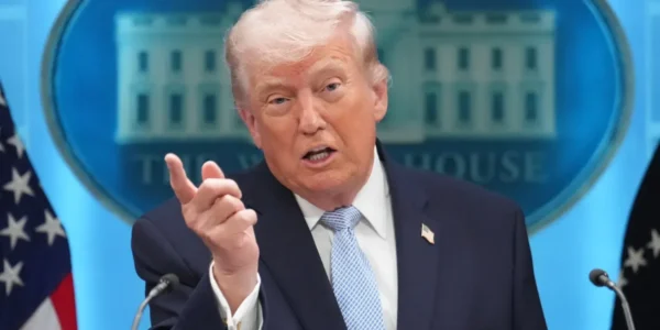 Трамп заявив, що обидва американські льотчики, збиті в Ірані,