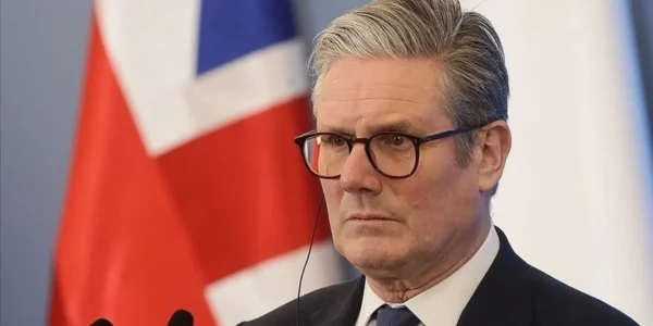 Стармер заявив, що йому набрид вплив путіна та Трампа на вартість енергоносіїв у Британії