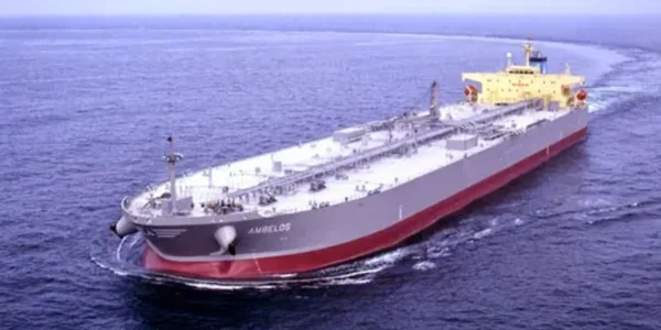 Перший танкер з нафтою вийшов з Ормузької протоки на тлі блокади США - ЗМІ