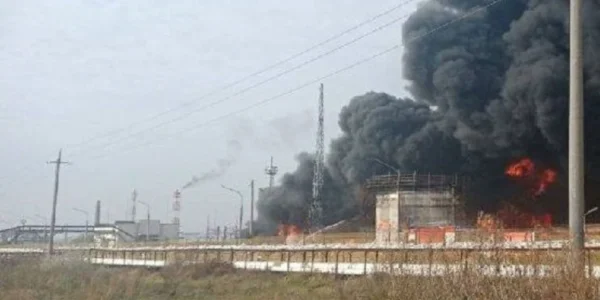 Дрони атакували новокуйбишевський НПЗ у самарській області рф - відео