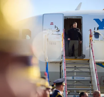 Зеленський прибув до Азербайджану на переговори з