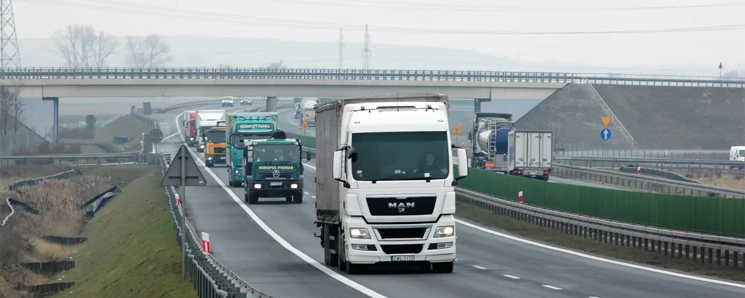 В Україні скоротилися обсяги пасажирських та вантажних перевезень - Держстат