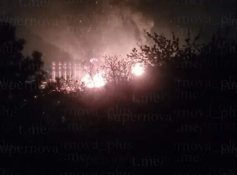 Дрони знову атакували туапсе, повідомляють про вибухи та роботу ППО - монітори