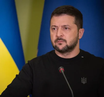 Україна готує санкції за перевезення вкраденого росією зерна в Ізраїль - Зеленський