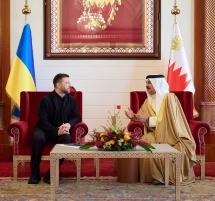 Зеленський зустрівся з королем Байхрейну - запропонував укласти масштабну дронову угоду