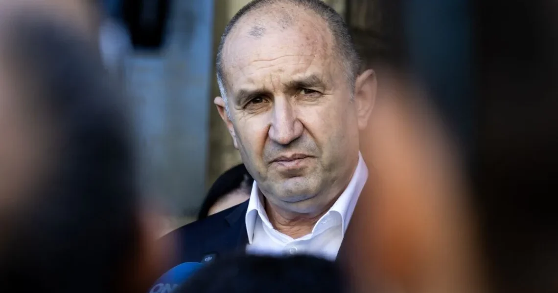 У Болгарії затвердили новий уряд на чолі з проросійським експрезидентом Радевим