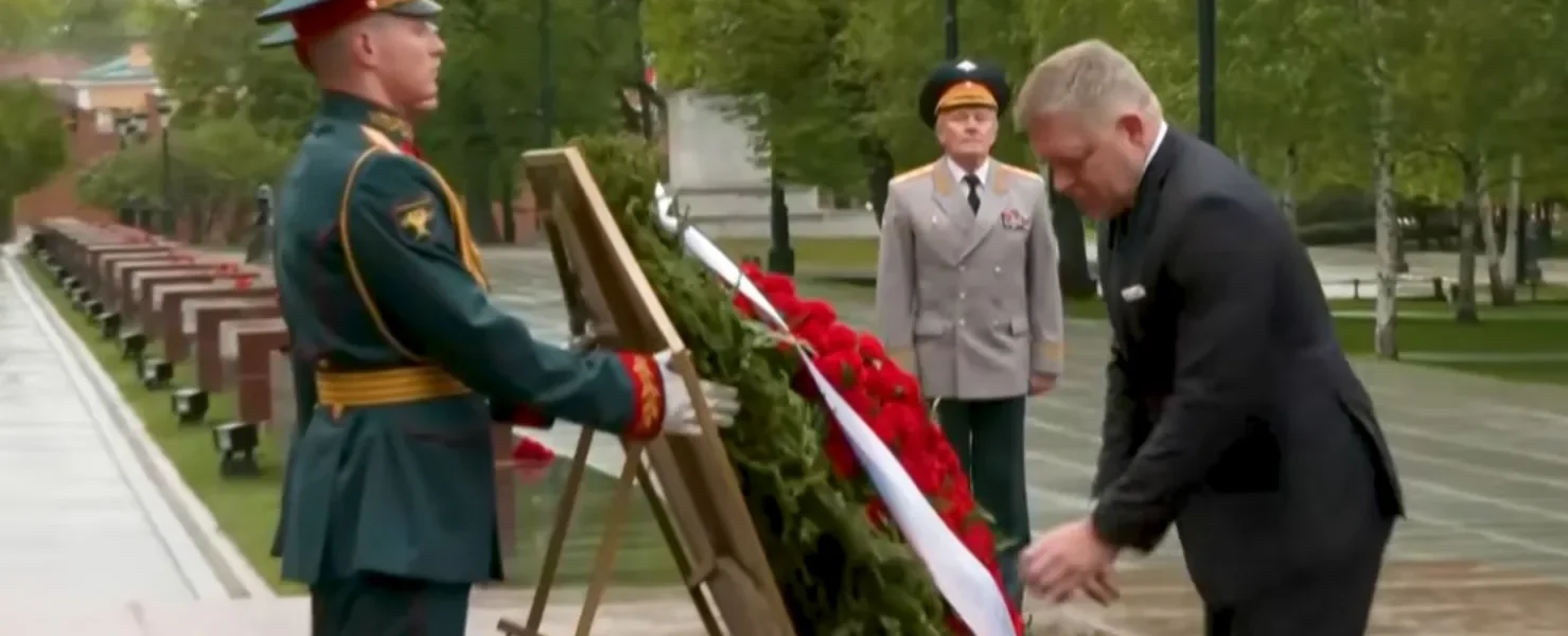 Фіцо прибув до москви на зустріч із путіним і назвав себе