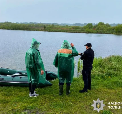 На Рівненщині тиждень шукають 15-річного хлопця, залучили водолазів та дрони