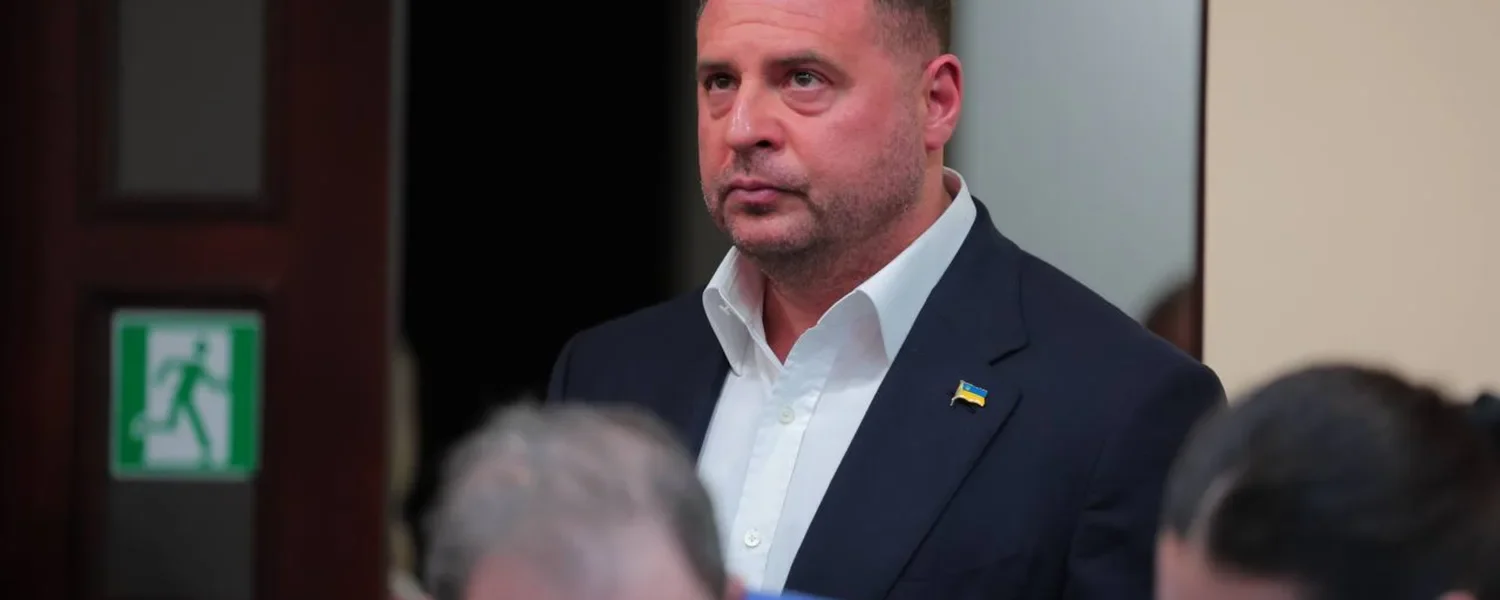 Екскерівник ОП Єрмак прийшов на засідання суду з обрання запобіжного заходу