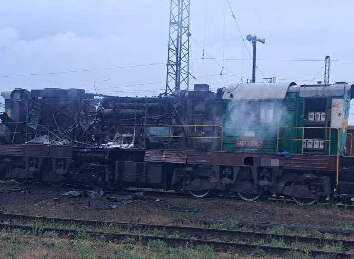 росія пошкодила чотири локомотиви на залізниці за два дні масованих атак