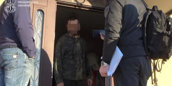 На Тернопільщині посадовець незаконно оформив землі оборонного підприємства на майже 16 млн грн