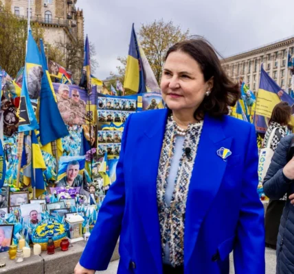 "ЄС нікуди не йде, ми залишаємося в Києві" - посол Матернова відповіла на погрози рф