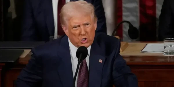 Трамп пообіцяв американцям економічний підйом після завершення війни з Іраном
