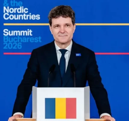 Президент Румунії закликав росію бити по Україні без загрози для румун