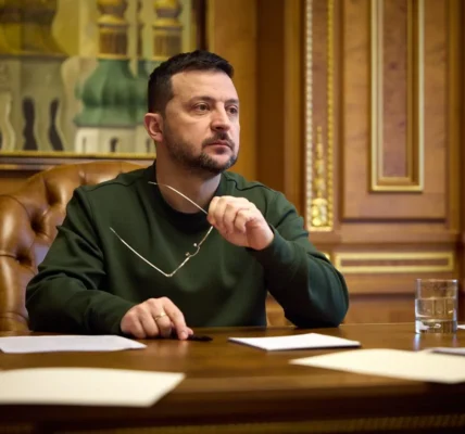 Україна завдає ударів лише по військових цілях у рф – Зеленський