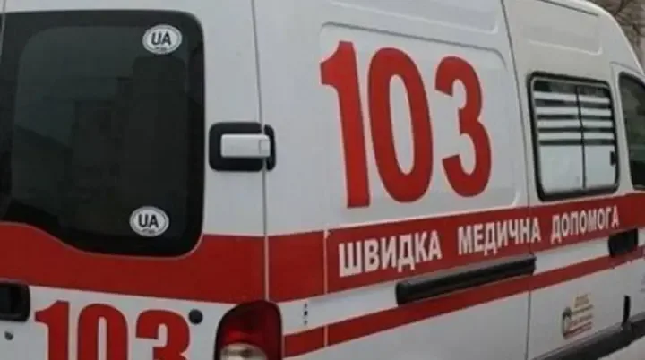 Атака рф на Дніпро 3 червня - палають склади АТБ, є поранені