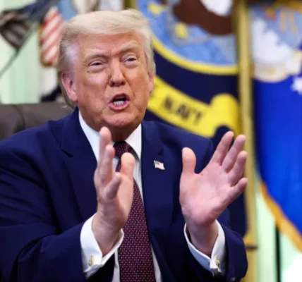 Трамп втрачає підтримку робітничого класу в питанні економіки