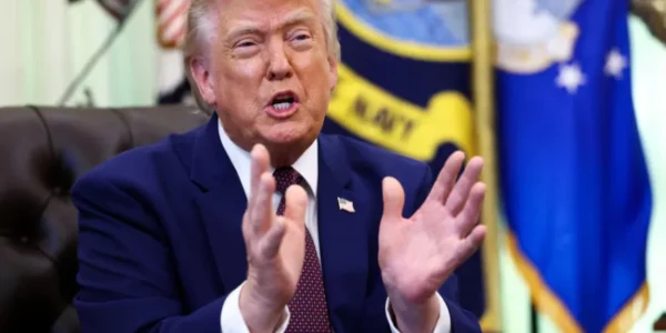 Трамп втрачає підтримку робітничого класу в питанні економіки