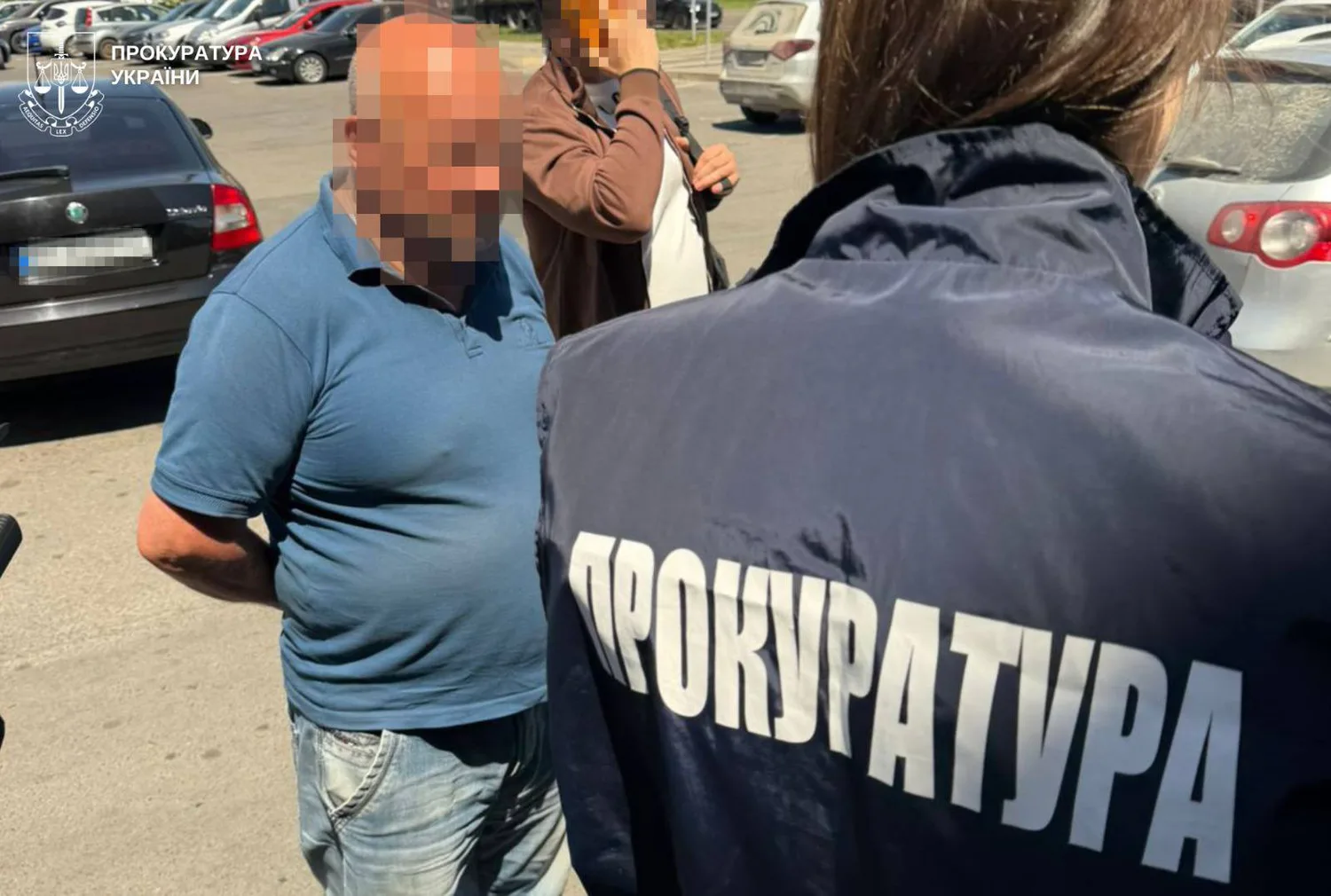 У Львові ексдепутат із сином продавали