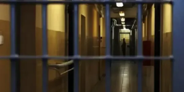 У Київському СІЗО немає укриттів для в’язнів - у Мін’юсті розповіли, куди йдуть під час тривоги