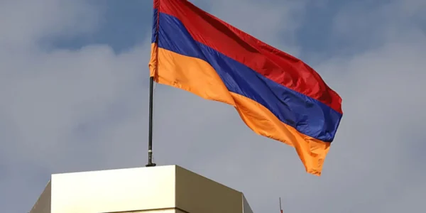 росія готує зміну влади у Вірменії через шантаж та підкуп виборців - розвідка