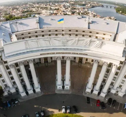 Відкритий лист Зеленського до путіна офіційно поширять в ООН, ОБСЄ та Раді Європи - МЗС