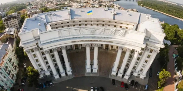 Відкритий лист Зеленського до путіна офіційно поширять в ООН, ОБСЄ та Раді Європи - МЗС