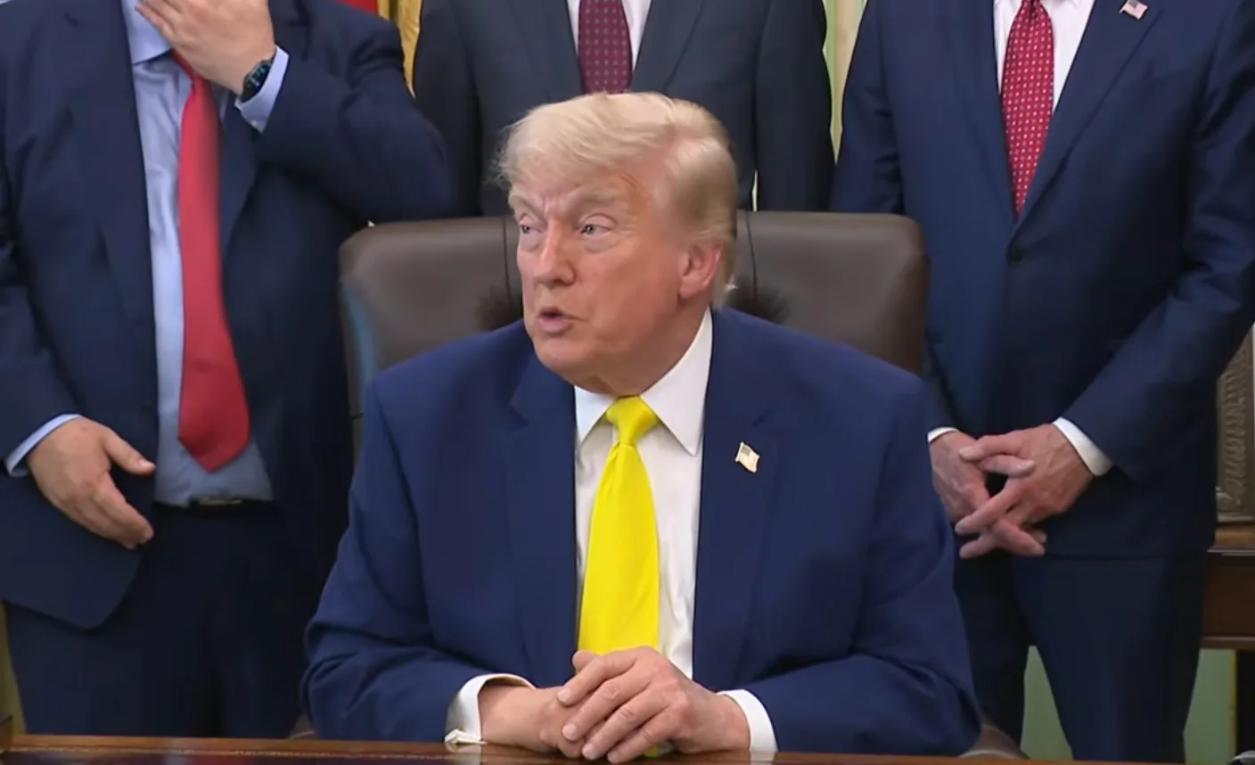 "Хороші люди": Трамп підтримав ідею зустрічі Зеленського з путіним та закликав до поступок