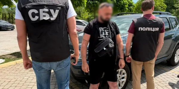На Львівщині іноземець організував виїзд ухилянтів до ЄС під виглядом